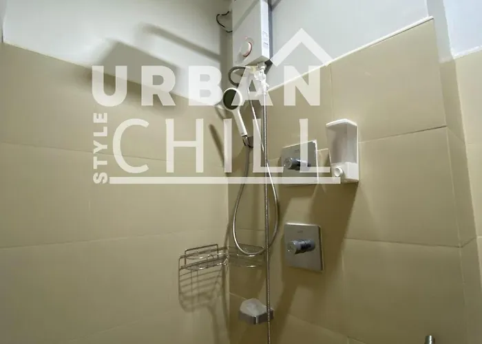 Urban Style Chill With Free Parking, Shore 3, Moa Complex Pasay, Manila